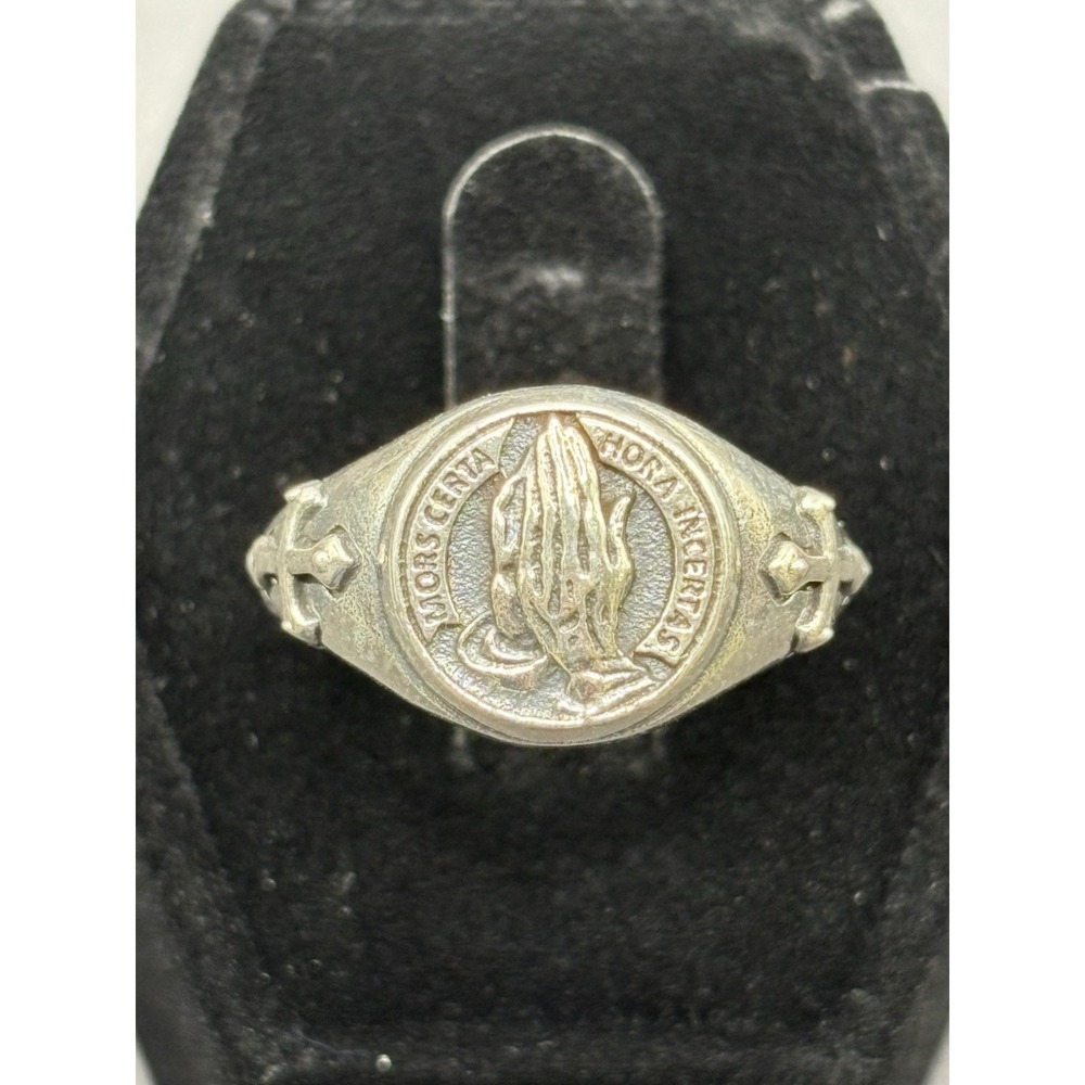 New Condition Sterling Silver Praying Hands Ring Size 7 4.7 Grams H11